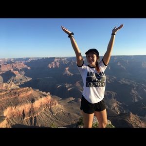 Meet your Posher, Madeline